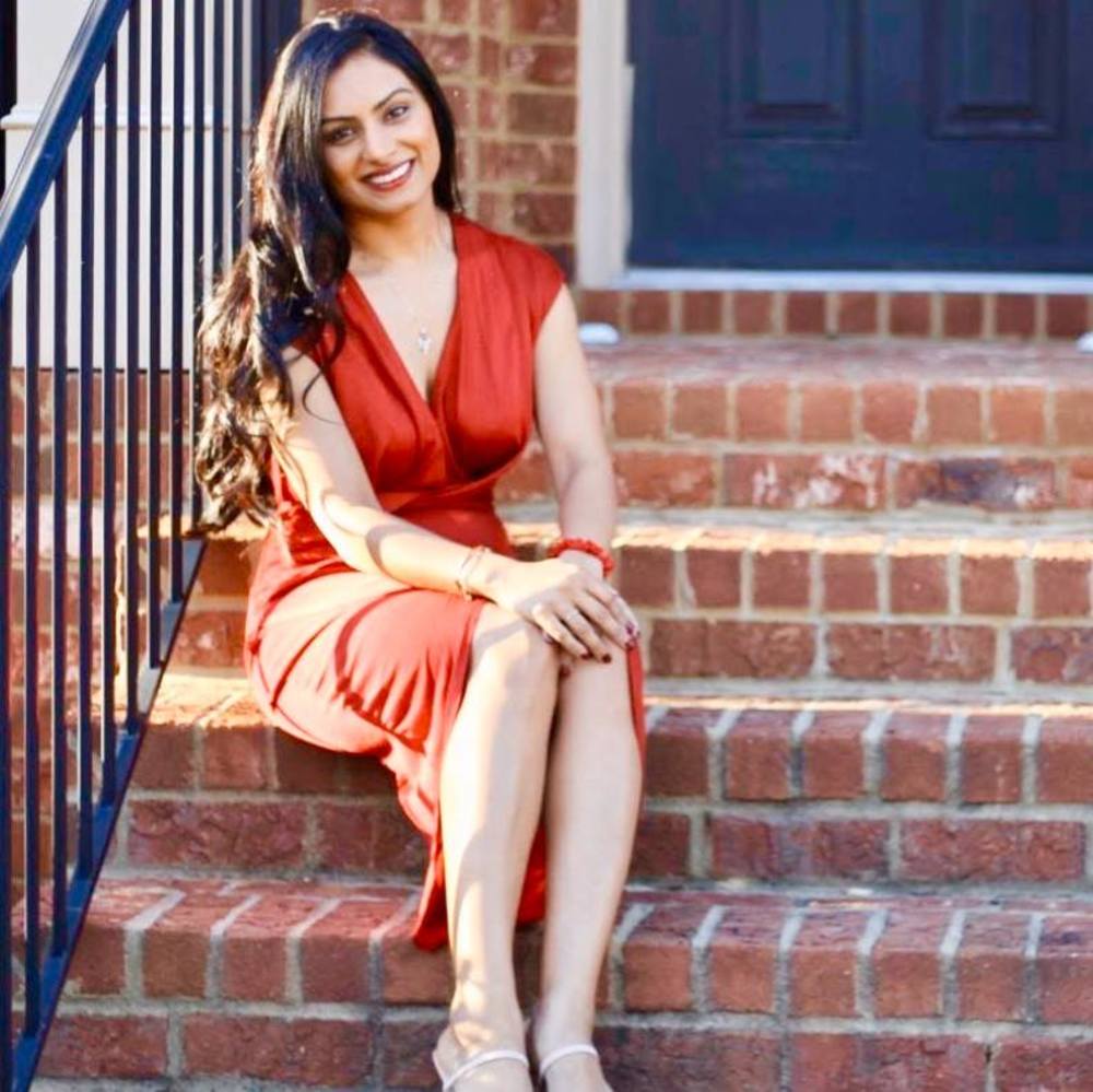 Meet your Posher, Heenal